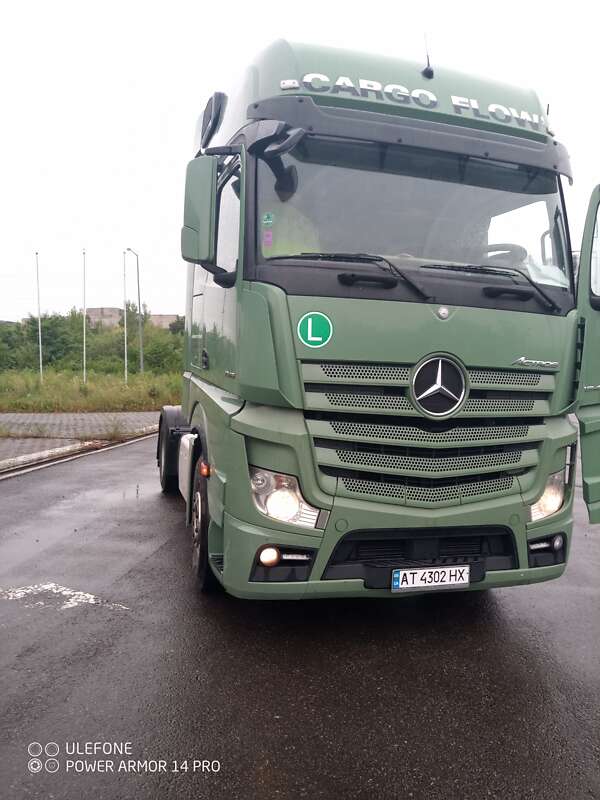 Тягач Mercedes-Benz Actros 2015 в Ивано-Франковске