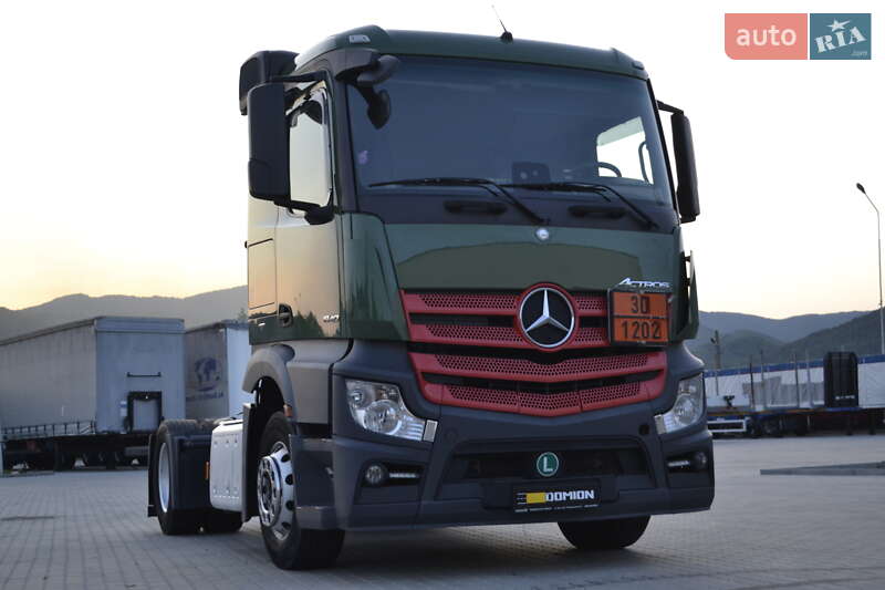 Тягач Mercedes-Benz Actros 2016 в Хусте