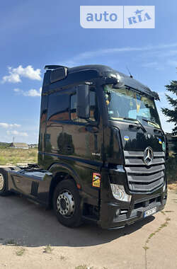 Тягач Mercedes-Benz Actros 2014 в 