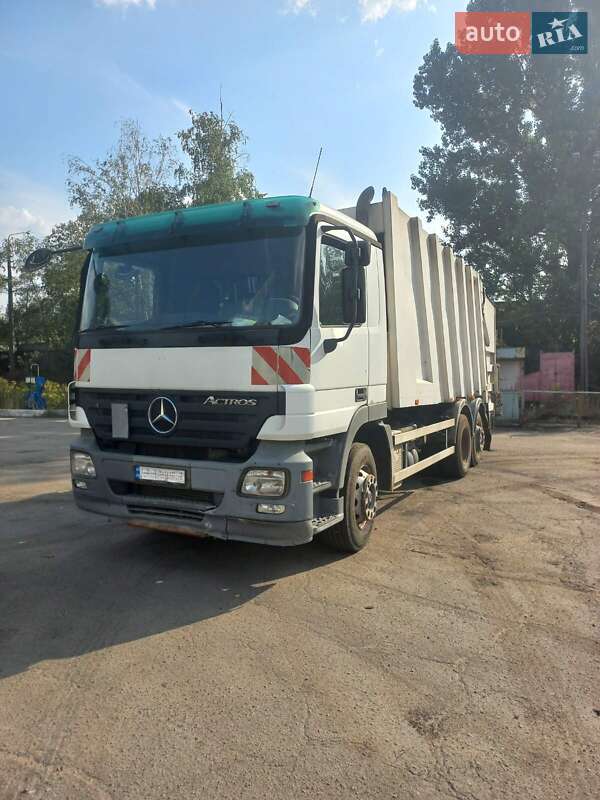 Mercedes-Benz Actros 2005