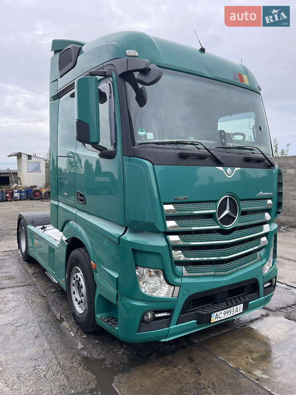 Тягач Mercedes-Benz Actros 2013 в Луцке