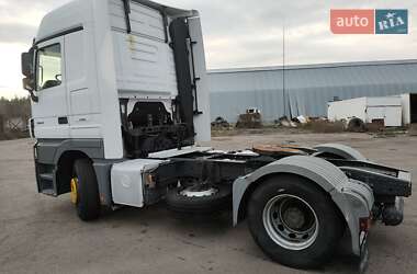 Тягач Mercedes-Benz Actros 2017 в 