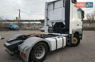 Тягач Mercedes-Benz Actros 2017 в 