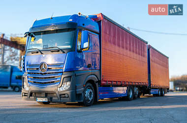 Тентований Mercedes-Benz Actros 2015 в Дніпрі