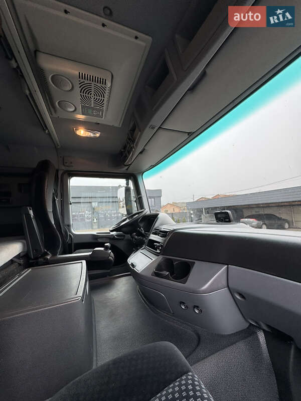 Автовоз Mercedes-Benz Actros 2013 в Вараше