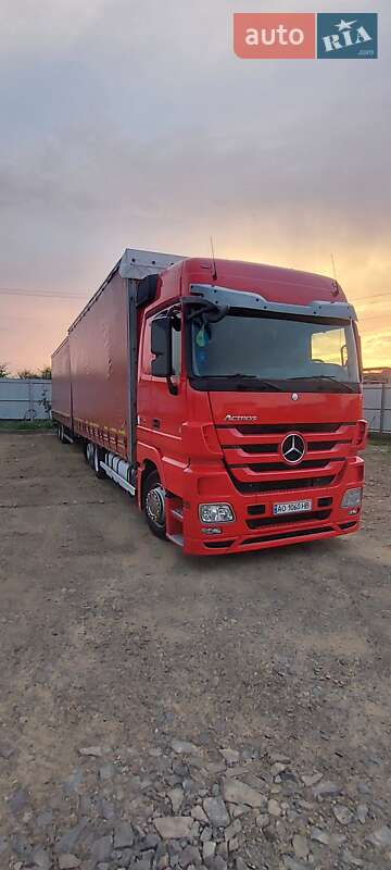 Грузовой фургон Mercedes-Benz Actros 2011 в Мукачево