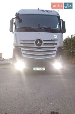 Тягач Mercedes-Benz Actros 2014 в 