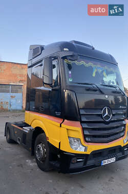 Тягач Mercedes-Benz Actros 2014 в Рівному