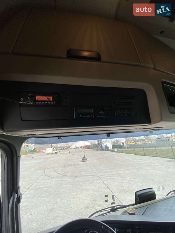 Тентований Mercedes-Benz Actros 2015 в Києві