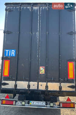 Тентований Mercedes-Benz Actros 2005 в 