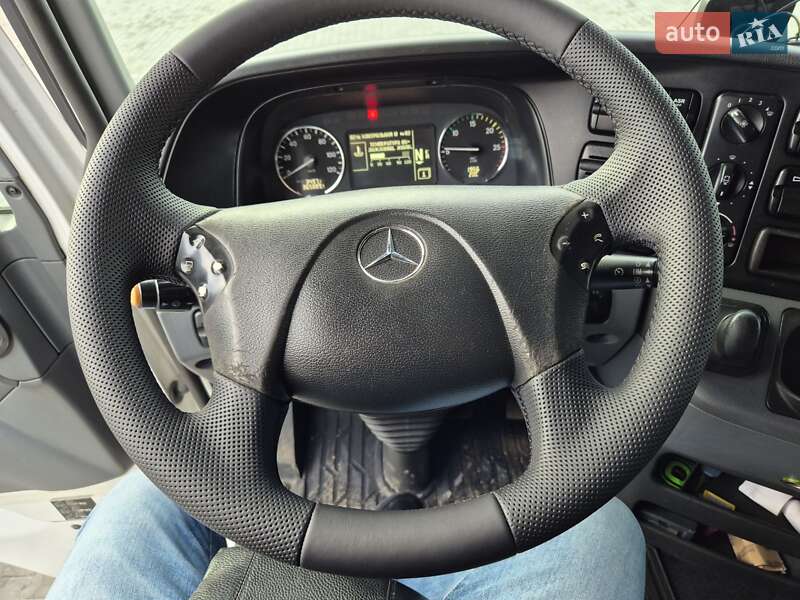 Тягач Mercedes-Benz Actros 2013 в Мукачевому