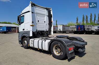 Тягач Mercedes-Benz Actros 2014 в 