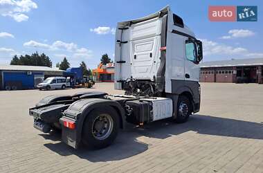 Тягач Mercedes-Benz Actros 2014 в 