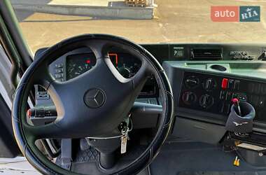 Грузовой фургон Mercedes-Benz Actros 2002 в 