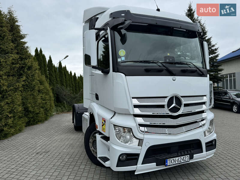 Тягач Mercedes-Benz Actros 2016 в Львове
