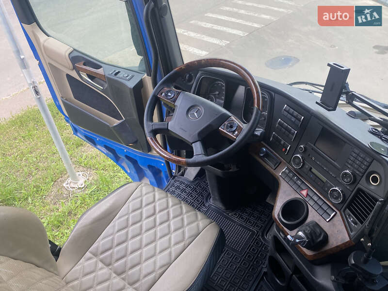 Mercedes-Benz Actros 2011 Mercedes-Benz Actros 2011