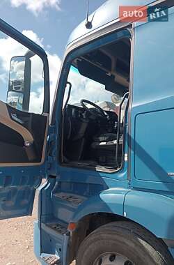 Тягач Mercedes-Benz Actros 2016 в 