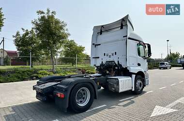 Тягач Mercedes-Benz Actros 2015 в 