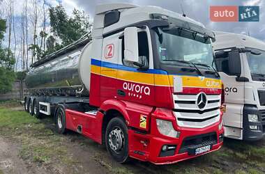 Тягач Mercedes-Benz Actros 2013 в Житомире