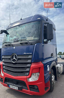 Тягач Mercedes-Benz Actros 2017 в  фото 3 Тягач Mercedes-Benz Actros 2017 в