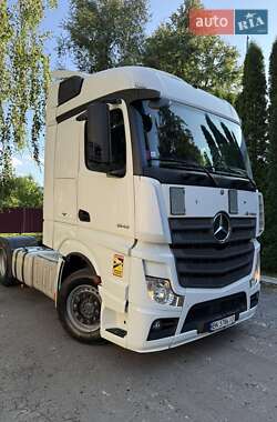 Тягач Mercedes-Benz Actros 2014 в Ровно