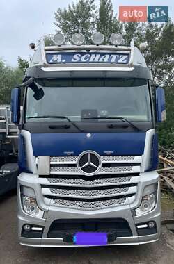 Тягач Mercedes-Benz Actros 2016 в Киеве