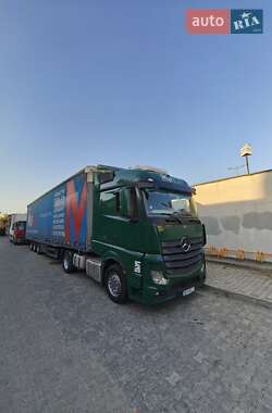 Вантажний фургон Mercedes-Benz Actros 2013 в Києві