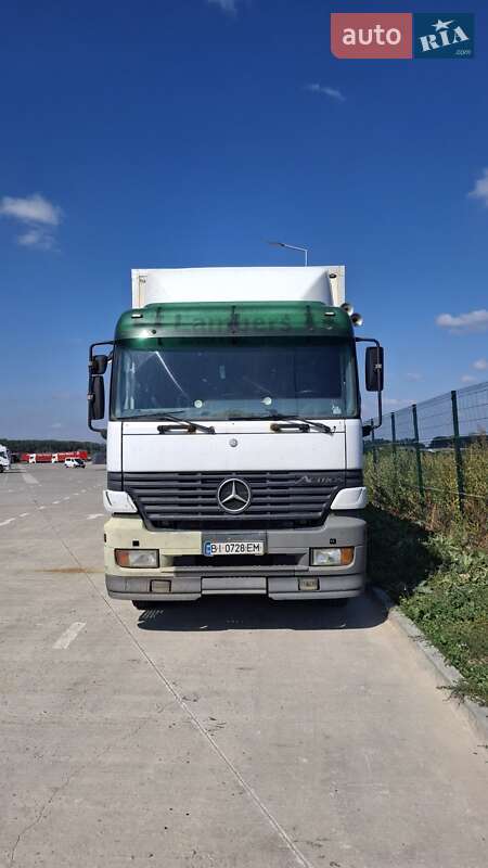 Грузовой фургон Mercedes-Benz Actros 2000 в Новых Санжарах