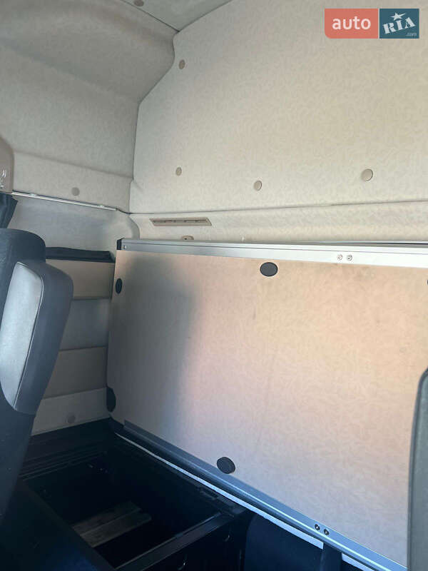 Бензовоз Mercedes-Benz Actros 2014 в Чернівцях