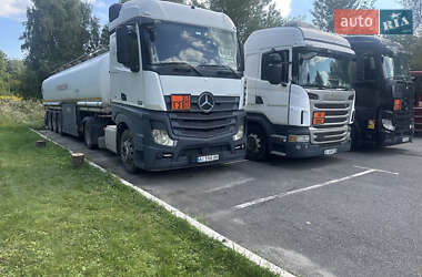 Бензовоз Mercedes-Benz Actros 2012 в Киеве