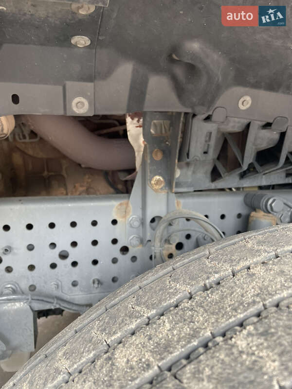 Тягач Mercedes-Benz Actros 2015 в Буче