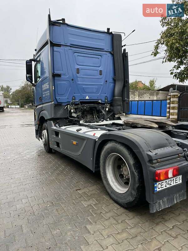 Тягач Mercedes-Benz Actros 2013 в Черновцах