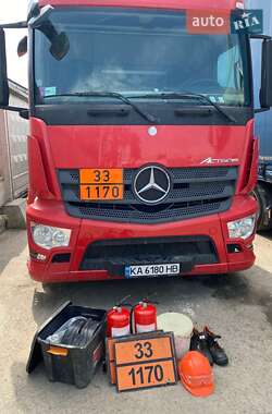 Бензовоз Mercedes-Benz Actros 2015 в Києві