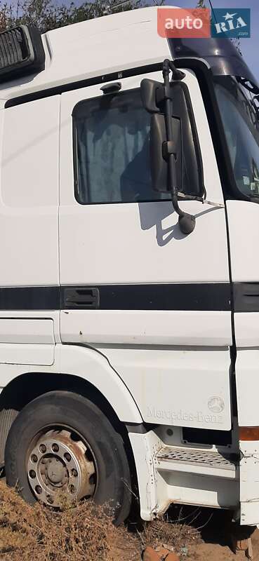 Тягач Mercedes-Benz Actros 2001 в Кременчуге