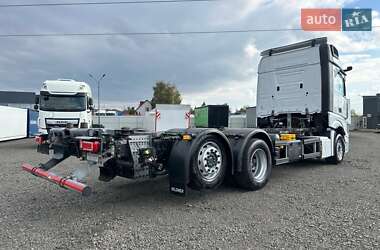 Контейнеровоз Mercedes-Benz Actros 2021 в 