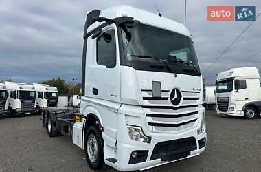 Контейнеровоз Mercedes-Benz Actros 2021 в 