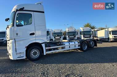 Контейнеровоз Mercedes-Benz Actros 2021 в Луцьку