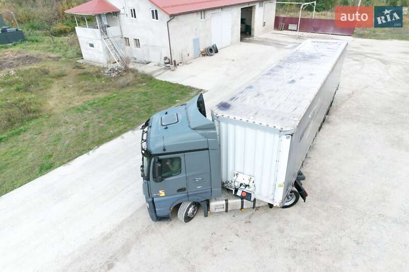 Тягач Mercedes-Benz Actros 2013 в Львове