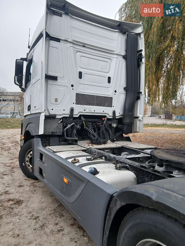 Тягач Mercedes-Benz Actros 2014 в Киеве фото 13 Тягач Mercedes-Benz Actros 2014 в Киеве
