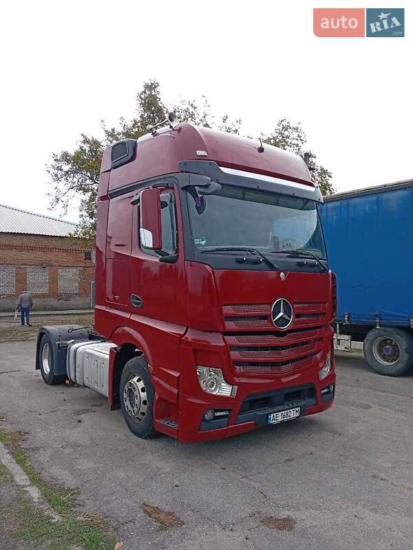 Тягач Mercedes-Benz Actros 2013 в Днепре