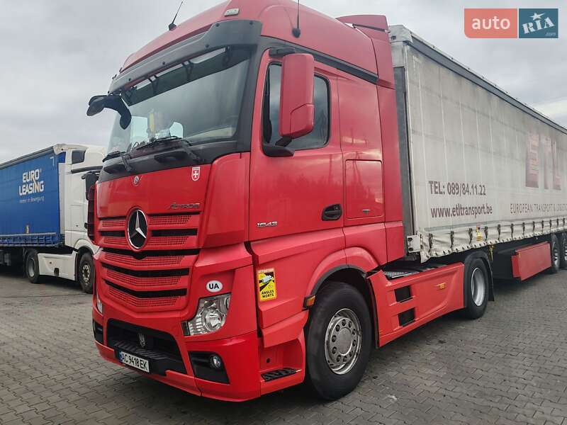 Тягач Mercedes-Benz Actros 2014 в Луцке