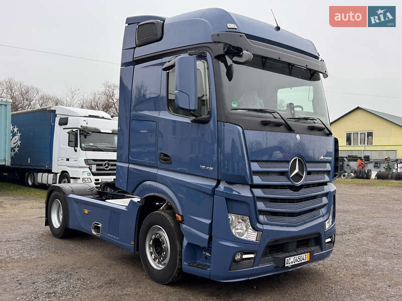 Тягач Mercedes-Benz Actros 2014 в Черновцах