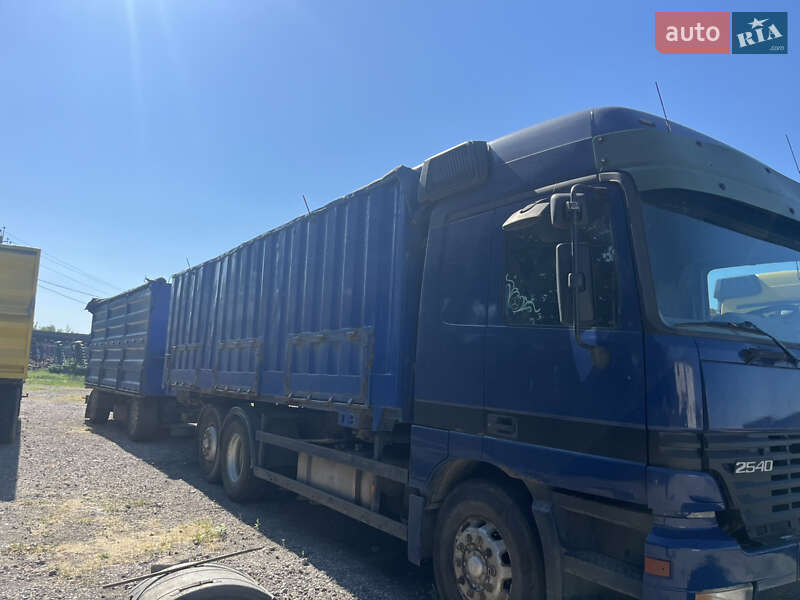 Контейнеровоз Mercedes-Benz Actros 2001 в Верхньодніпровську