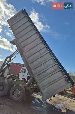 Самосвал Mercedes-Benz Actros 2003 в Виннице