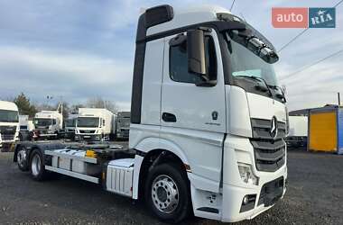 Контейнеровоз Mercedes-Benz Actros 2021 в Луцке
