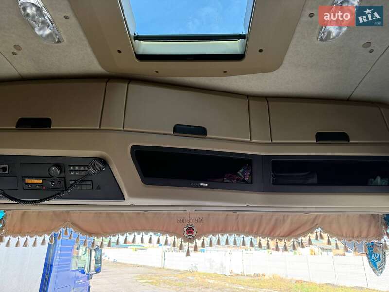 Тягач Mercedes-Benz Actros 2012 в Шептицькому