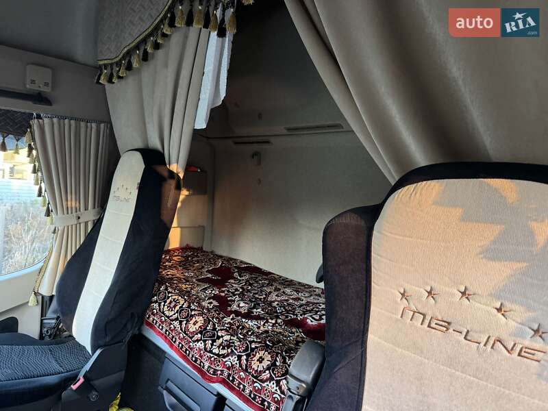 Тягач Mercedes-Benz Actros 2013 в Киеве