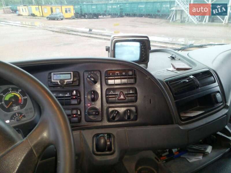 Самосвал Mercedes-Benz Actros 2006 в Ивано-Франковске