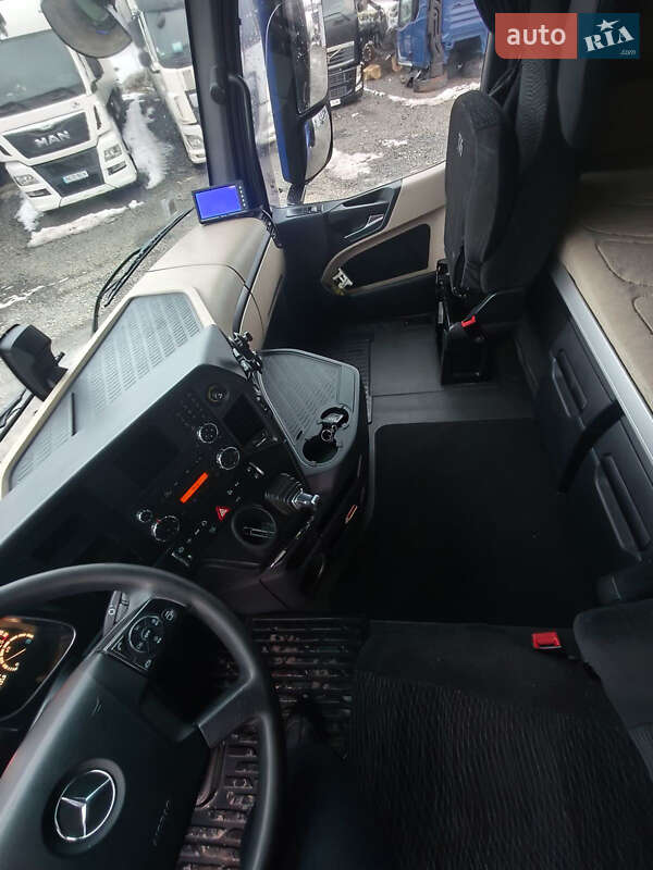 Тягач Mercedes-Benz Actros 2014 в Луцке