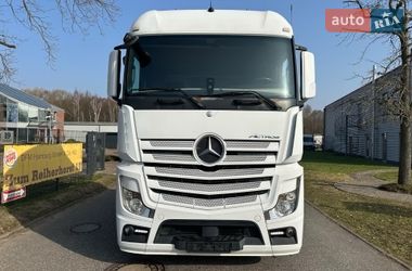Тягач Mercedes-Benz Actros 2012 в Львові